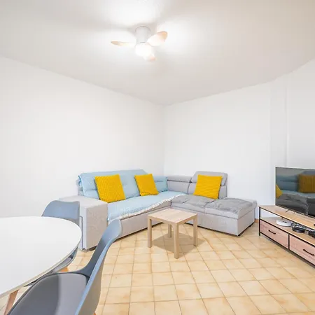 Le Commodore - Clim - Wifi - Vue Sur Le Faron Apartment *